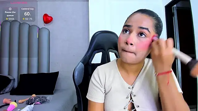 Snapshot of Shirleytaylor- chatting on March 17, 2026, 11:35 am Shirleytaylor- online show from March 17, 2026, 11:35 am