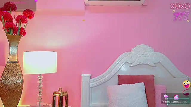 Maia Hotts online show from March 31, 2026, 7:58 pm