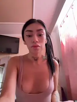 Bonny Eva online show from March 5, 2026, 3:08 pm