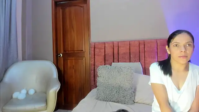 AnnaBroooks online show from February 28, 2026, 11:39 pm