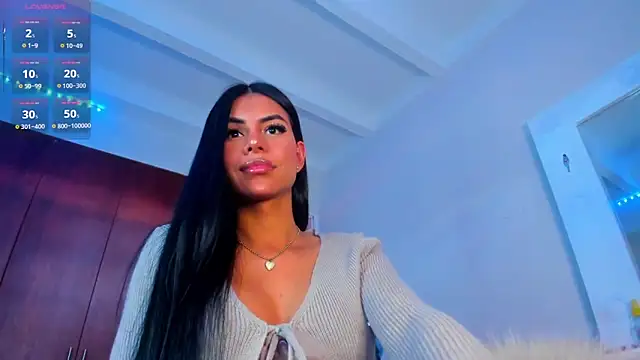 Salolatina online show from April 16, 2026, 8:42 pm