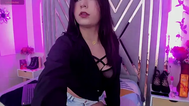 Snapshot of kissy_seduce chatting on April 8, 2026, 1:11 pm kissy seduce online show from April 8, 2026, 1:11 pm