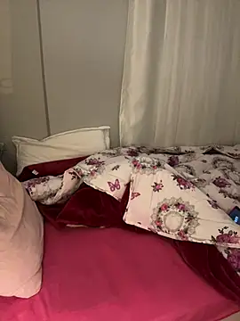 Snapshot of beliss_11 chatting on March 4, 2026, 8:26 pm beliss 11 online show from March 4, 2026, 8:26 pm