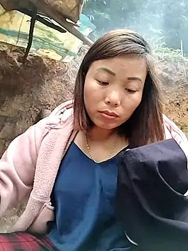 Ella-aa online show from March 17, 2026, 9:34 am