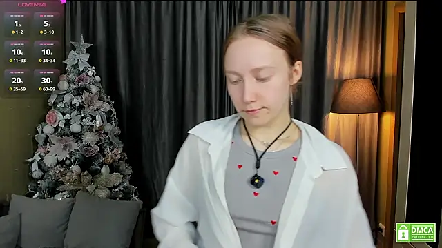 Cutie Ellis online show from March 22, 2026, 5:38 pm