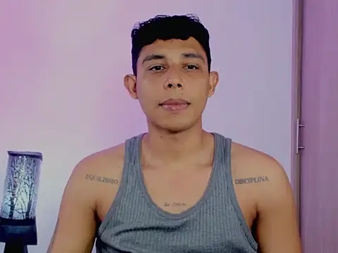 nilo2021 online show from April 21, 2026, 2:56 pm