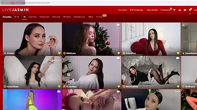 Snapshot of CrystalLili chatting on February 26, 2026, 3:27 am CrystalLili online show from February 26, 2026, 3:27 am