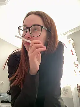 Snapshot of MalliSun chatting on February 11, 2026, 8:08 am MalliSun online show from February 11, 2026, 8:08 am