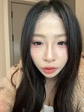 liubaobao666 online show from April 8, 2026, 3:23 pm