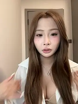 liubaobao666 online show from June 1, 2026, 2:13 am