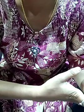 call me rani143 online show from February 15, 2026, 1:41 pm