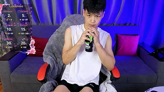 Snapshot of XanneLL chatting on February 17, 2026, 2:02 pm XanneLL online show from February 17, 2026, 2:02 pm