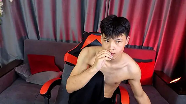 Snapshot of XanneLL chatting on February 20, 2026, 1:33 pm XanneLL online show from February 20, 2026, 1:33 pm