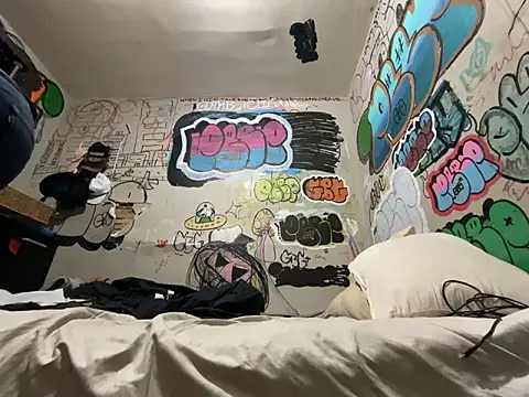 gothboiplzty online show from March 23, 2026, 9:46 am