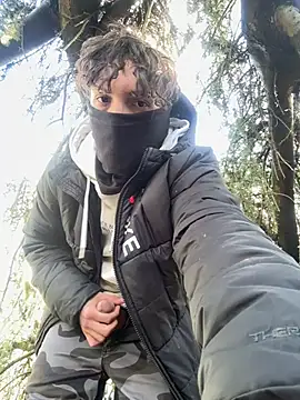 Snapshot of leoooooo88888 chatting on February 16, 2026, 11:06 am leoooooo88888 online show from February 16, 2026, 11:06 am