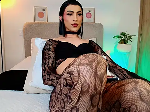 KarolPortellaa online show from February 18, 2026, 11:01 pm