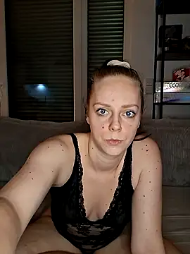 Larifari0406 online show from February 4, 2026, 8:36 pm