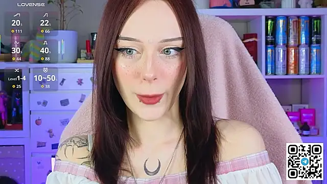 Snapshot of amyfallinlove chatting on February 11, 2026, 10:20 am amyfallinlove online show from February 11, 2026, 10:20 am