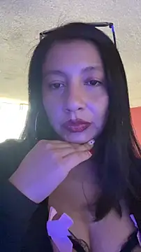 Bamby08 online show from March 15, 2026, 5:19 pm