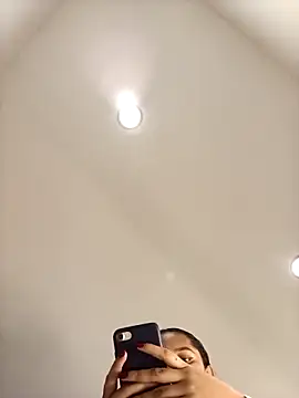 LiaRose- online show from March 31, 2026, 9:48 pm