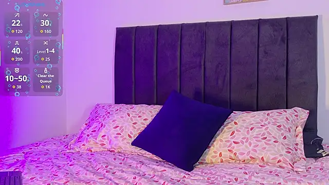 axxxel twink online show from May 21, 2026, 2:29 am