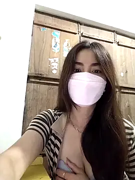 Baby-sexytits2026 online show from April 6, 2026, 9:16 pm