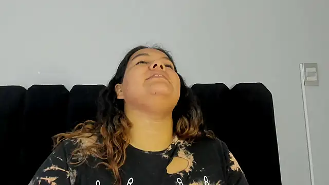 Amaranoir- online show from April 1, 2026, 1:06 am