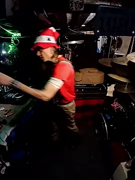 Snapshot of AllucyLu chatting on February 23, 2026, 4:48 pm AllucyLu online show from February 23, 2026, 4:48 pm