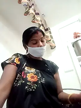 punamji sexe online show from March 12, 2026, 5:08 pm