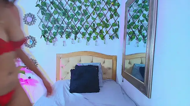 Miabunny    online show from March 28, 2026, 9:58 pm