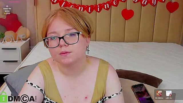 Snapshot of Lauraaa_Smith chatting on February 20, 2026, 6:26 am Lauraaa Smith online show from February 20, 2026, 6:26 am