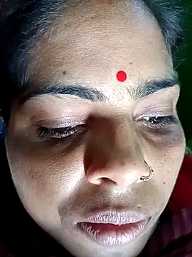 Snapshot of Priyakoli4568 chatting on April 3, 2026, 8:01 am Priyakoli4568 online show from April 3, 2026, 8:01 am