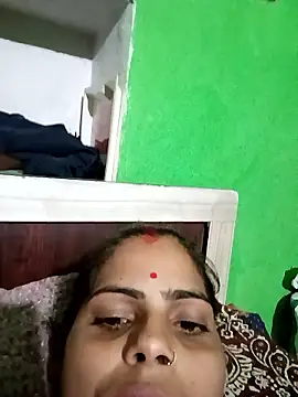 Snapshot of Priyakoli4568 chatting on April 15, 2026, 3:19 pm Priyakoli4568 online show from April 15, 2026, 3:19 pm