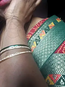 Snapshot of Alka_sexy56 chatting on February 9, 2026, 9:13 am Alka sexy56 online show from February 9, 2026, 9:13 am