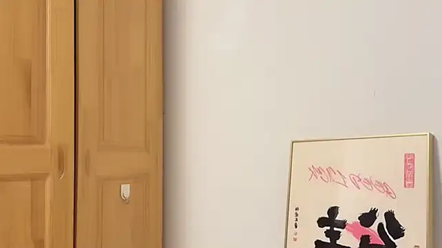 leilei660 online show from February 7, 2026, 7:56 am