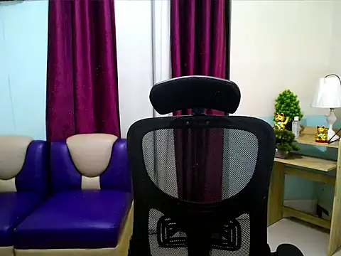 devine goddess online show from May 16, 2026, 7:45 pm