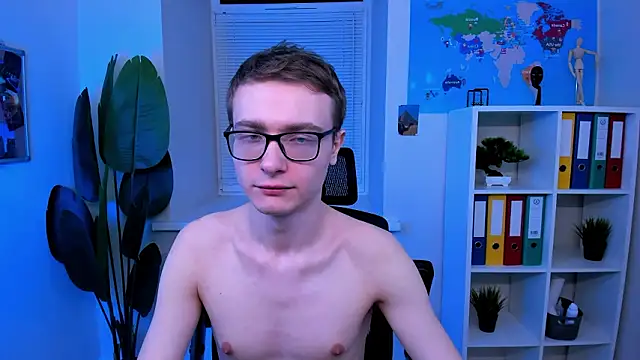 Snapshot of Emmit_Barker chatting on March 10, 2026, 10:20 am Emmit Barker online show from March 10, 2026, 10:20 am