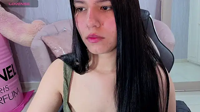 Snapshot of Isabellanoir_a chatting on February 5, 2026, 7:51 pm Isabellanoir a online show from February 5, 2026, 7:51 pm