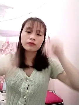 Snapshot of -Bami- chatting on February 25, 2026, 7:29 am -Bami- online show from February 25, 2026, 7:29 am