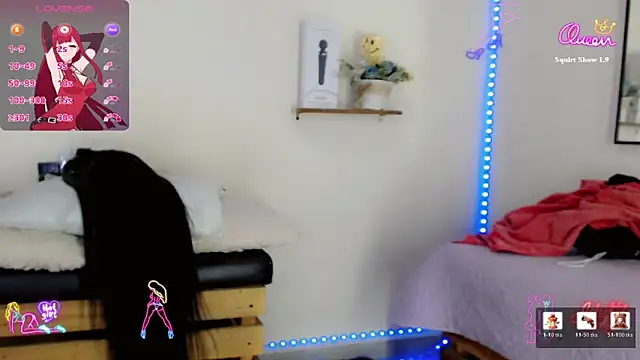 NathalialLooes online show from April 2, 2026, 5:05 am