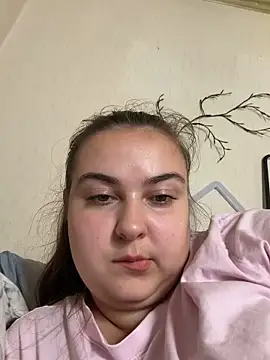 Snapshot of AlyaX_X chatting on May 11, 2026, 12:00 pm AlyaX X online show from May 11, 2026, 12:00 pm
