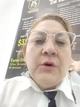 Snapshot of JULIETA_21- chatting on June 4, 2026, 4:02 pm JULIETA 21- online show from June 4, 2026, 4:02 pm