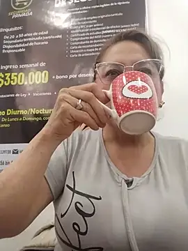 Snapshot of JULIETA_21- chatting on June 21, 2026, 3:25 pm JULIETA 21- online show from June 21, 2026, 3:25 pm