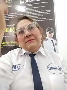 Snapshot of JULIETA_21- chatting on July 6, 2026, 3:03 pm JULIETA 21- online show from July 6, 2026, 3:03 pm