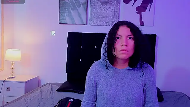 Snapshot of Zoe-yanin chatting on February 24, 2026, 6:50 pm Zoe-yanin online show from February 24, 2026, 6:50 pm