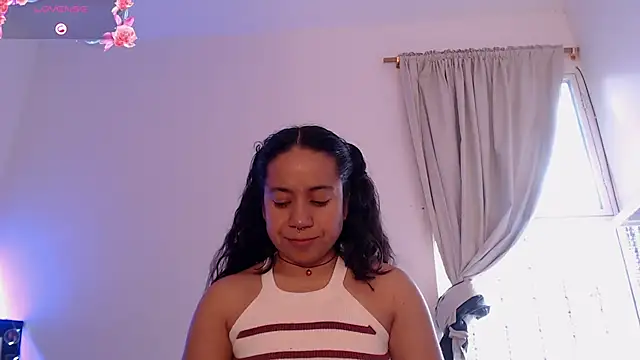 chiarafustox online show from February 9, 2026, 8:02 pm