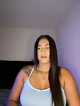 Snapshot of mari_pauli_xx chatting on February 14, 2026, 12:29 am mari pauli xx online show from February 14, 2026, 12:29 am