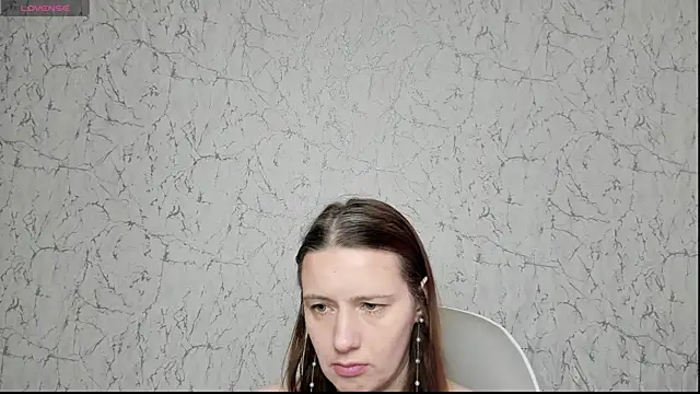Snapshot of Kathrine_Meyer chatting on May 25, 2026, 2:28 am Kathrine Meyer online show from May 25, 2026, 2:28 am