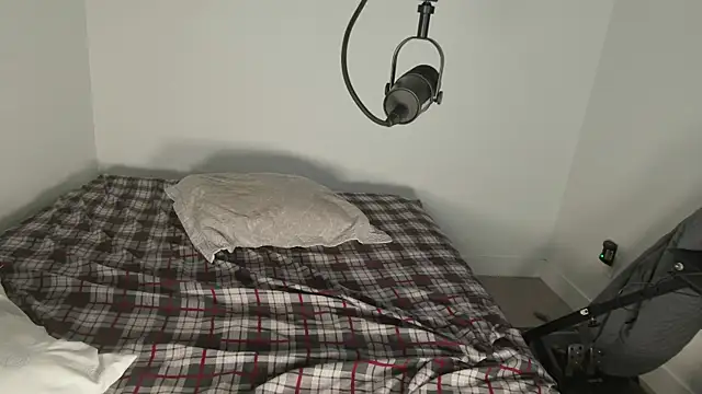 Snapshot of Begamc chatting on March 5, 2026, 6:48 pm Begamc online show from March 5, 2026, 6:48 pm