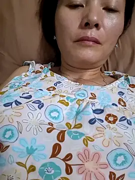 Baby-loveass69 online show from March 27, 2026, 12:05 pm